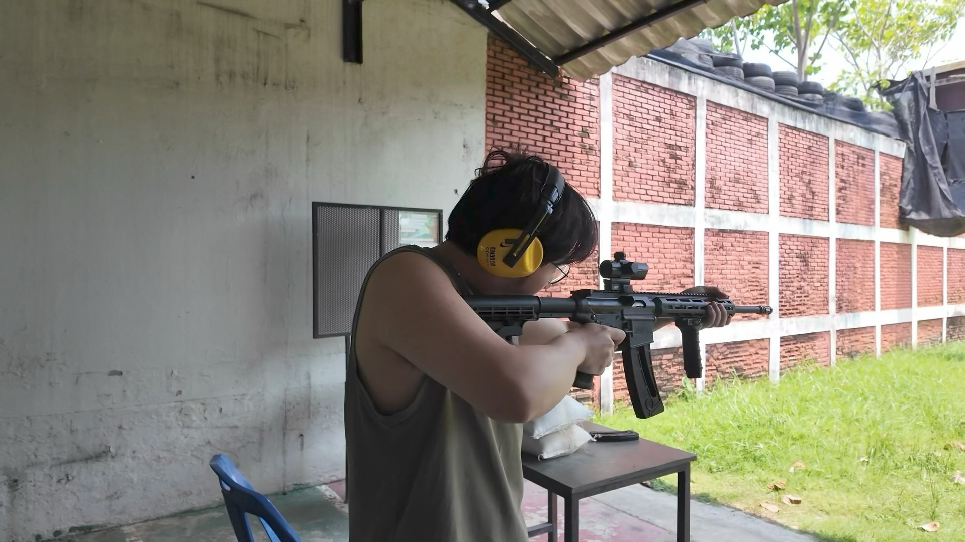 实弹射击