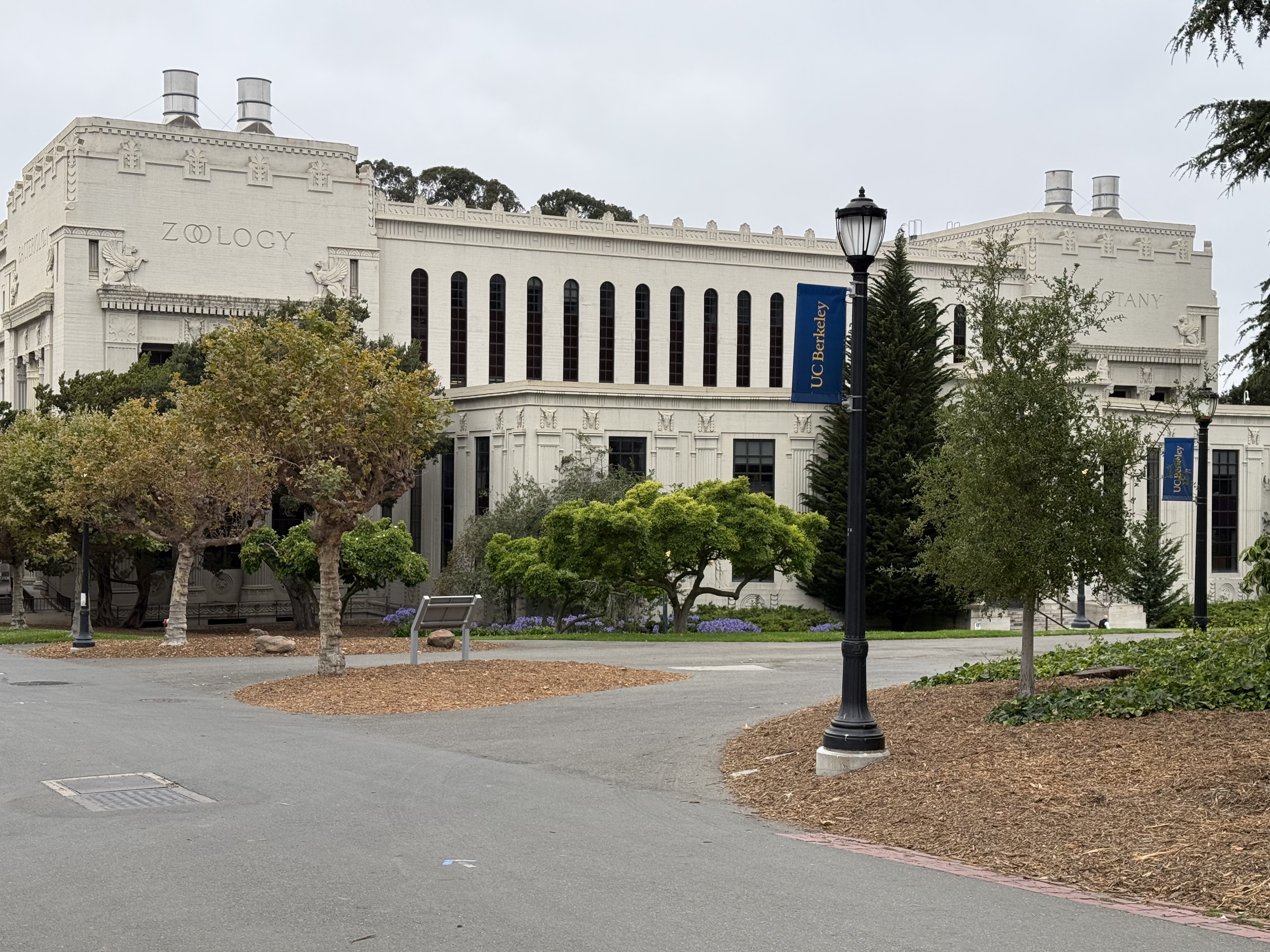 UC Berkeley·生命科学楼